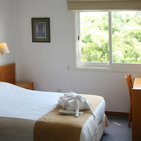 Chrielka Aparthotel
